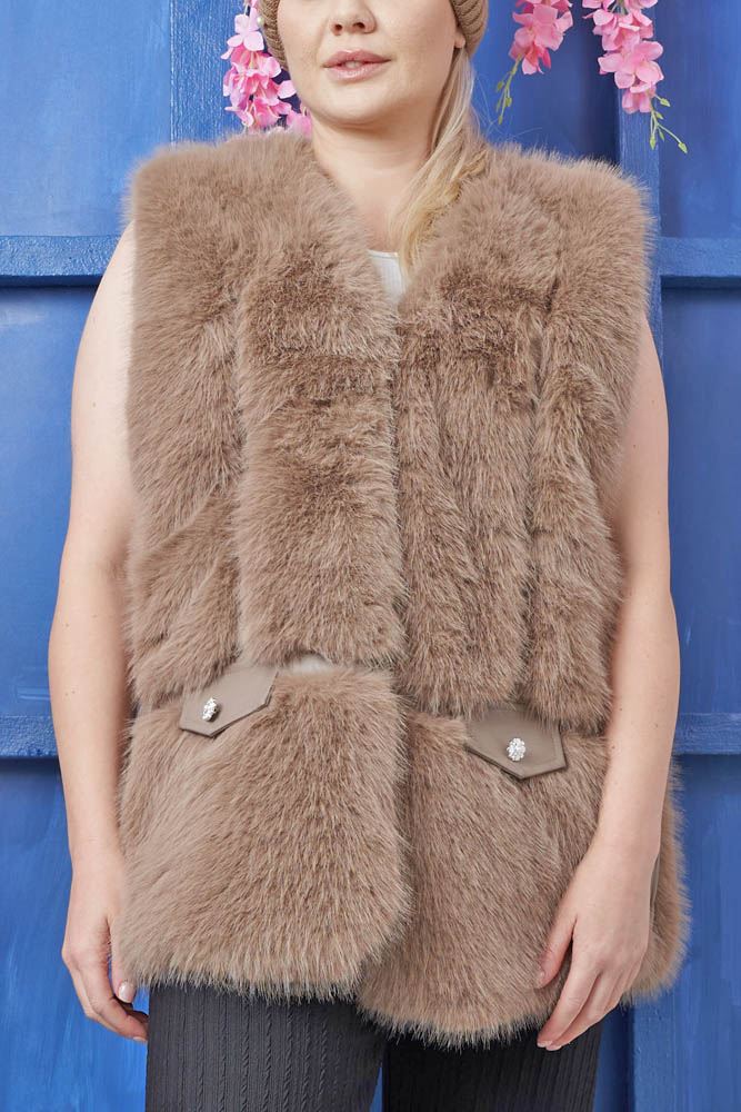 Sleeveless clearance fur gilet