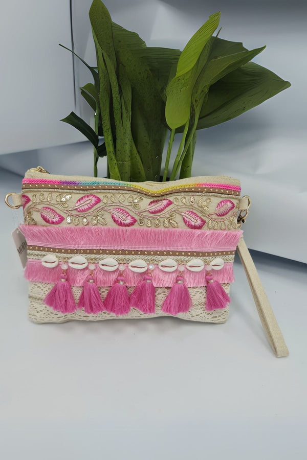 Embroidered Shell Tassel Clutch Bag