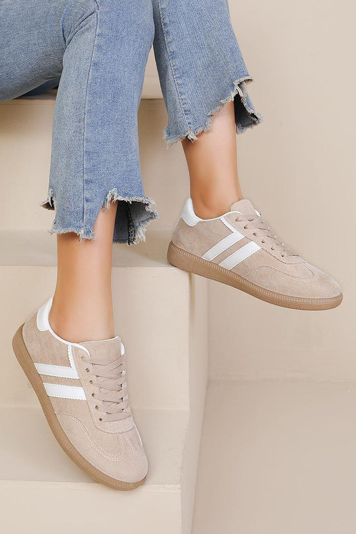 Flat Lace Up Trainer