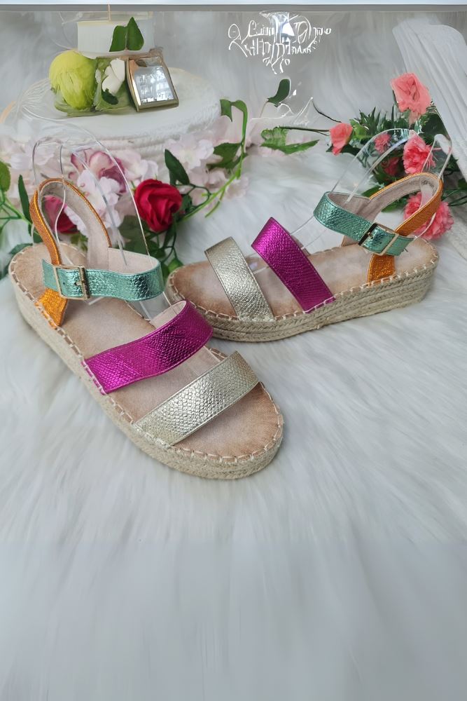 Side Buckle Multi Sandal