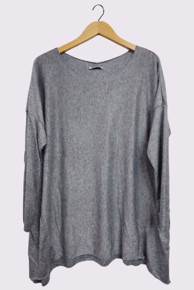 Plain Dipped Hem Viscose Top