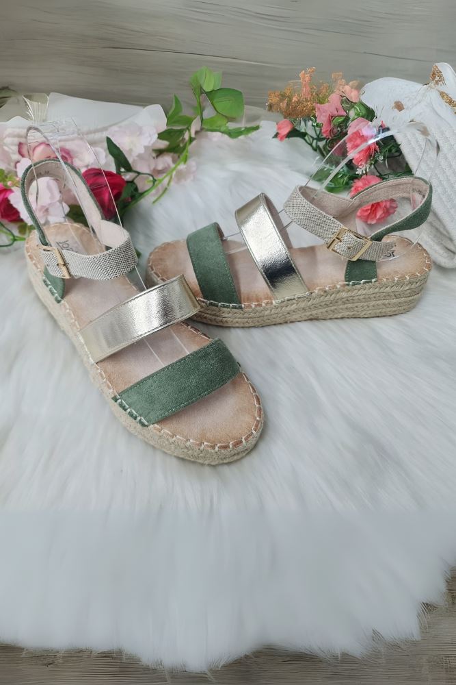 Side Buckle Multi Sandal