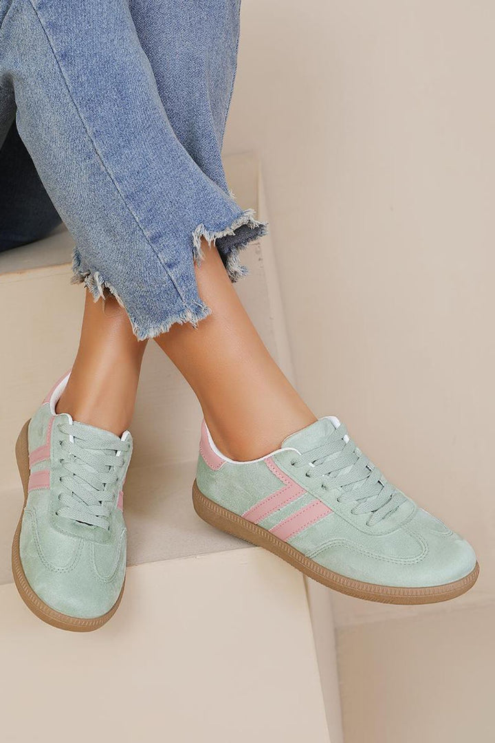 Flat Lace Up Trainer