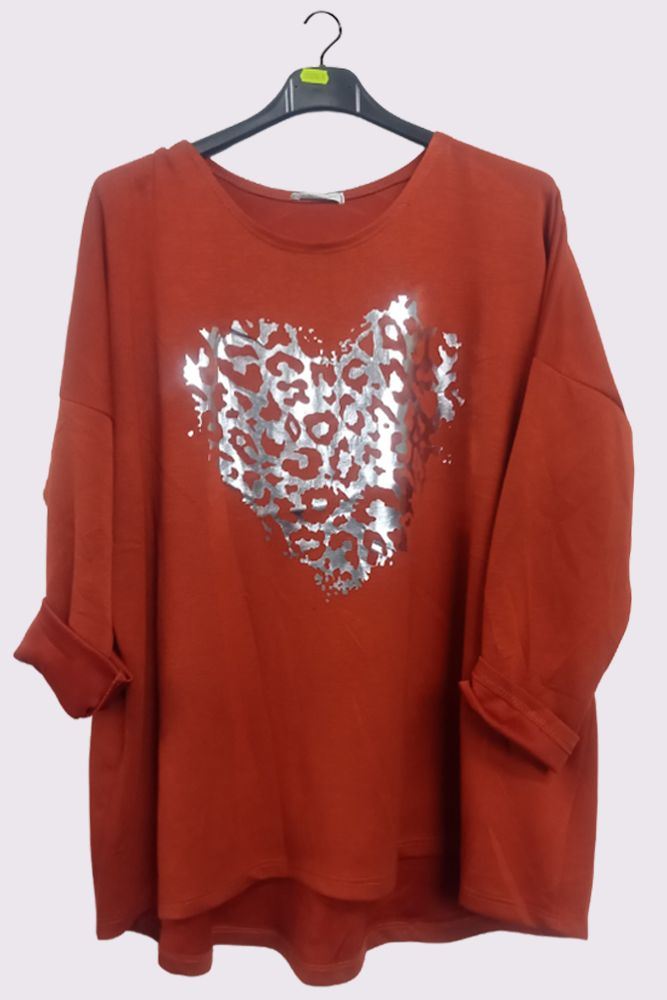 Foil Leopard Heart Print Dipped Hem Top