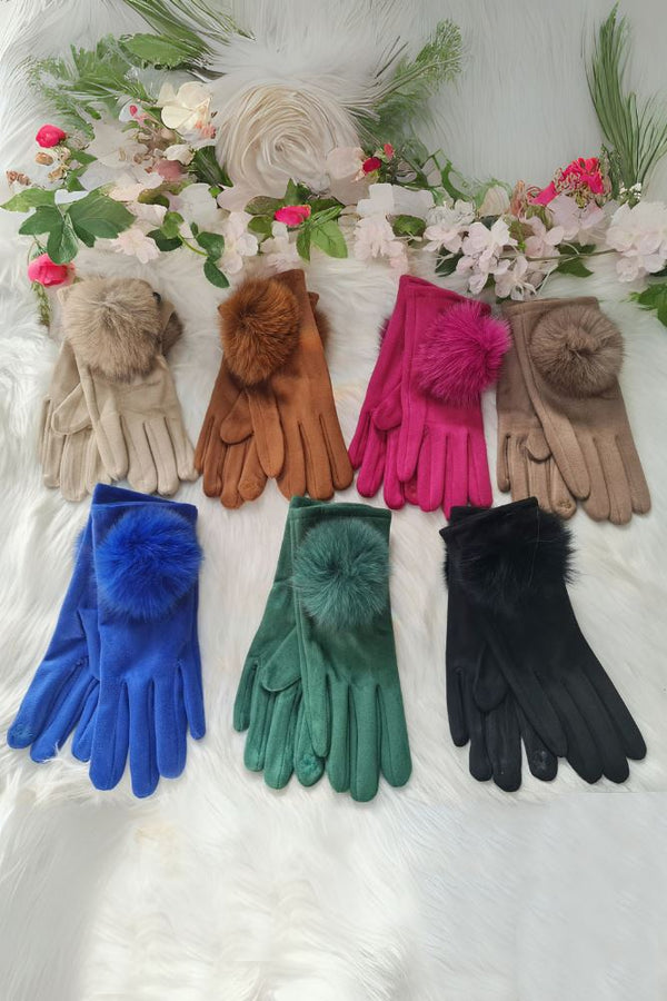 Plan Fur Pompom Gloves